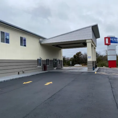 Lotus Inn and Suites Nashville