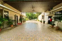 Aron Resort Lonavala - Near Old Mumbai Pune Highway - breakfast