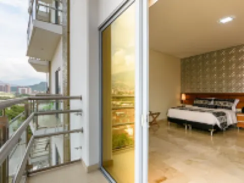 多拉多70號飯店 佩德羅內爾戈麥斯博物館附近的飯店