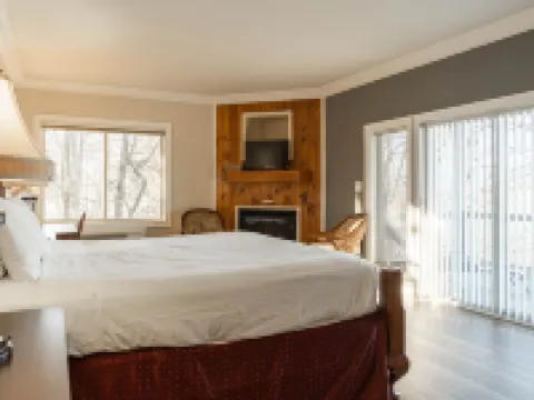 Inn at Crestwood Hotels in Watauga