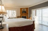 Inn at Crestwood Hotels in Watauga County