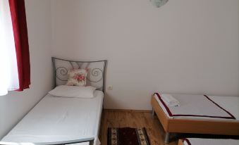 Apartment 7, First Floor