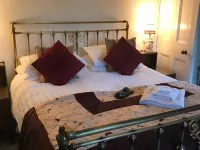 West End Lodge Hotels in Esher
