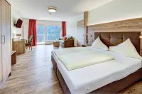 Berghotel Jaga-Alm Hotels near Kapellenbahn