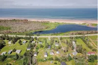 Pine Cottages Hotels in Queens County