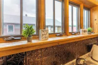 A Taste of Ely 2 BR apartment