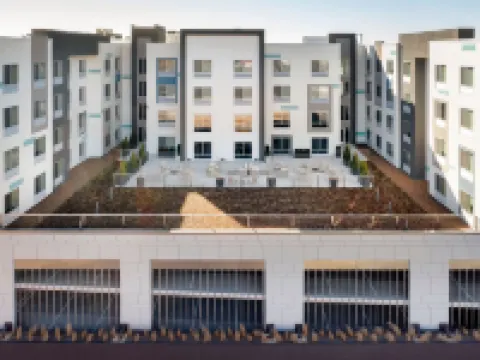 แฟร์ฟิลด์ อินน์ แอนด์ สวีทส์ บาย มาริออท แฟรงคลิน คูล สปริงส์ โรงแรมในแฟรงคลิน