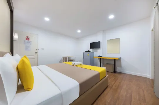 เดอลักซ์ โมโน 