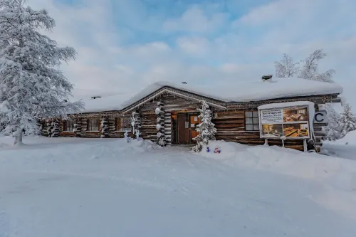 Kuukkeli Log Houses Teerenpesä - Superior Suite A49 Hotels in Saariselkä
