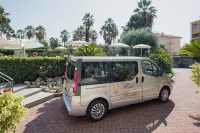 Hotel Paradiso - parking