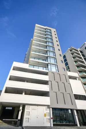 Noor Amwaj Hotel & Apartment