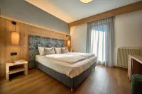 Hotel Rio Hotels in Carisolo