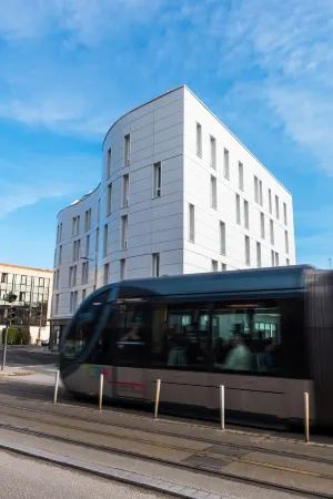 Ténéo Apparthotel Talence - Espeleta Отели рядом с достопримечательностью «E.Leclerc Talence»