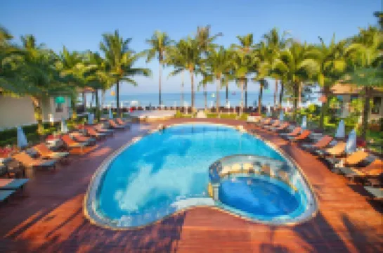 Khaolak Bayfront Resort