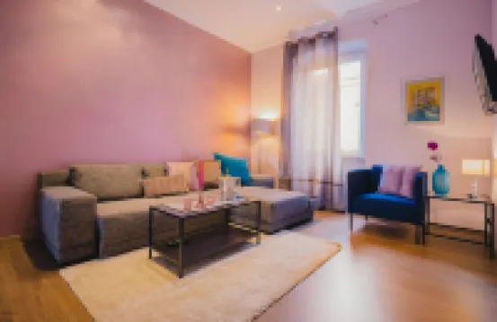 D&A Center Apartments with Free Parking