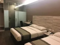 Hotel Austin Paradise - Taman Pulai Utama