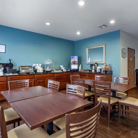 Sleep Inn & Suites Hays I-70