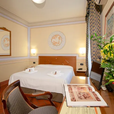 Albergo San Martino & Depandance ルッカ城壁周辺のホテル