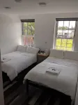 Crofts Hotel Hotels in Plasnewydd