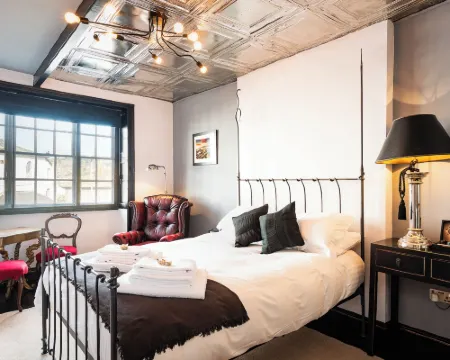 萊姆1號酒店 萊姆里吉斯酒店