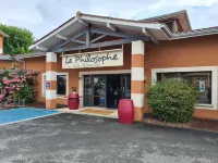 Hôtel Restaurant Akena la Brède Hotels in Podensac