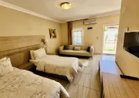 Arp Dalyan - balcony