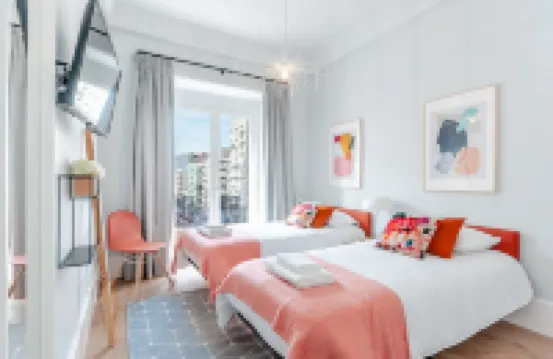 Nlc Rooms & Suites