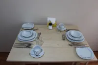 Kinzi House