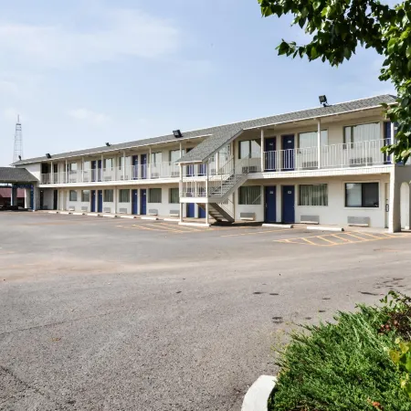 Motel 6 Saint Joseph, MO