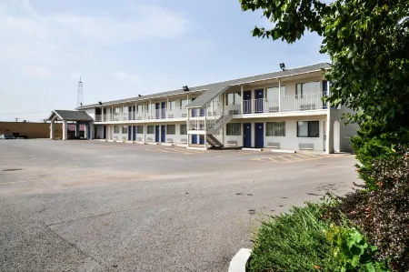 Motel 6 Saint Joseph, MO