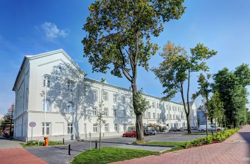 Arche Koszary Góra Kalwaria - 3 Sao