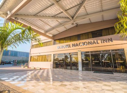 聖卡洛斯及會議中心國家飯店