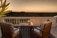 InterContinental Hotels CHANTILLY CHATEAU MONT ROYAL by IHG - Romantic