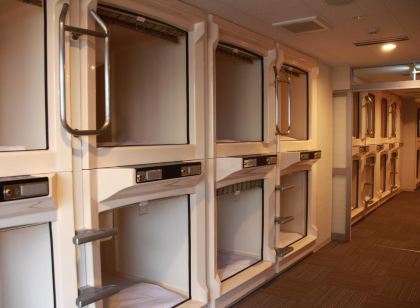 ホテル カーナＡ