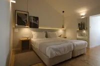 The 8 - Downtown Suites