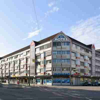 Gästehaus am Karlstor Hotel Exterior