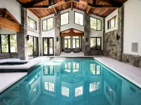 Kbm Resorts Private Home Estate Indoor Pool Theater Pool Table Shuffle Board Workout Room Pas-2680 サミットのホテル