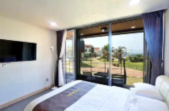 J Raum Resort Hotels in Hallim Park/Hyeopjae Beach