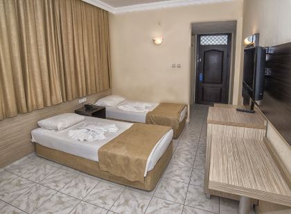 Kleopatra Bavyera Hotel