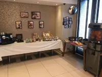Hotel Mercure Brussels Centre Midi - breakfast