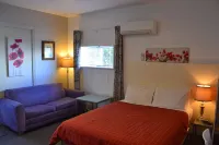 McWilliam Apartments โรงแรมใน