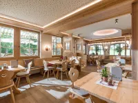 Hotel Pinzger Tux Hotel di Vorderlanersbach