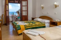 Asteri Hotel - con vistas al mar