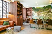 Hôtel de France, un hôtel Ammi Hotels in Ніцца