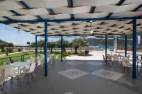 Akroyiali Resort Hotels in Apollonii