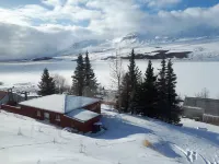 Brúnalaug Guesthouse - Holiday Home