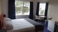 The Wharf Hotel
