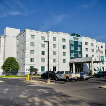 Embassy Suites by Hilton Syracuse