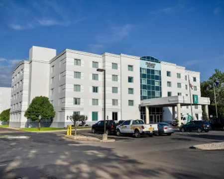 Embassy Suites by Hilton Syracuse Hotels in De Witt