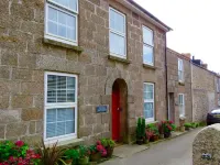 The Old Post House B&B Hotels in St Just